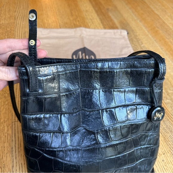 Monsac Black Crocodile-Embossed Genuine Leather Handbag with Shoulder Handles - Picture 13 of 15